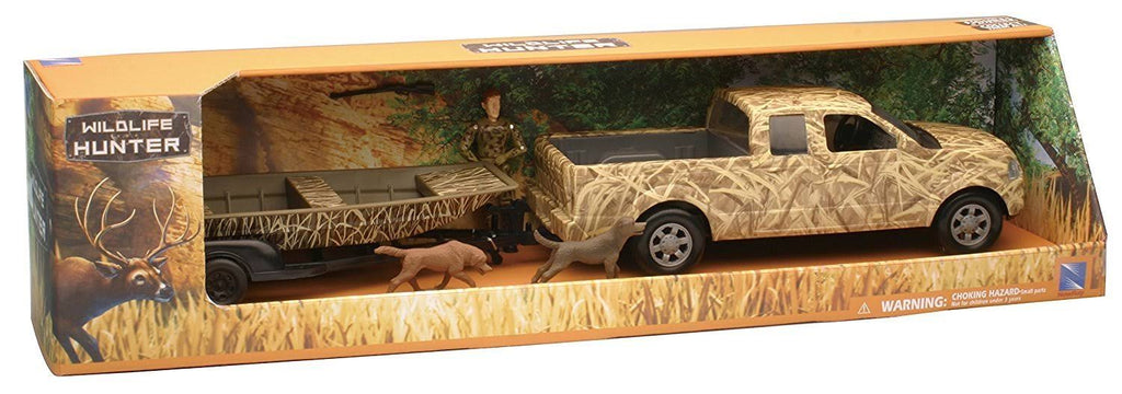 Camo Pick Up Truck with Jon Boat Set N781