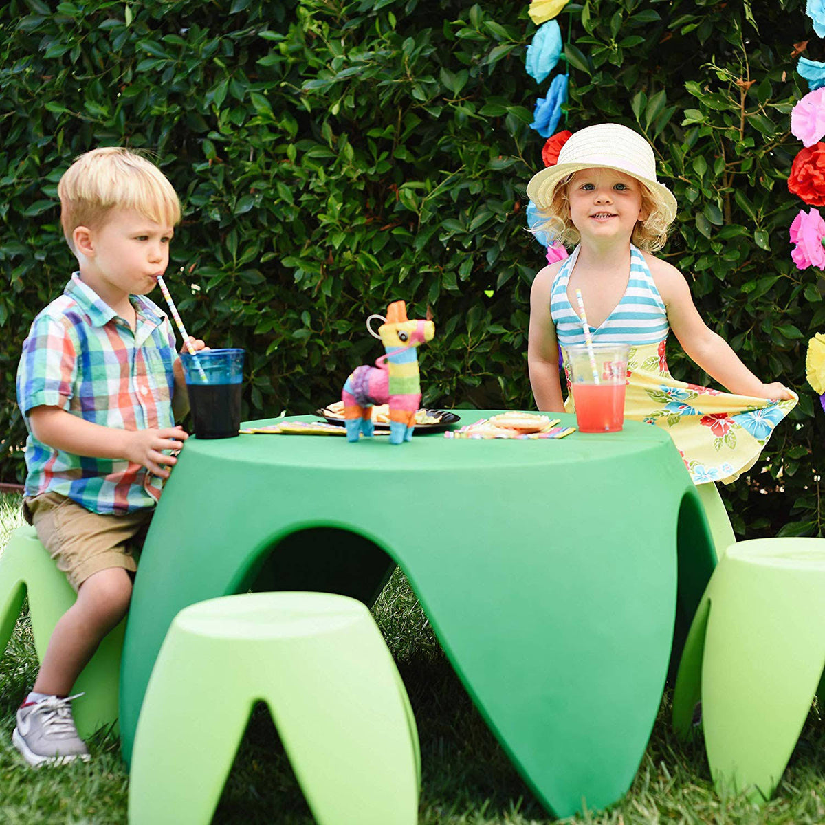 18in Dark Green Table M807769