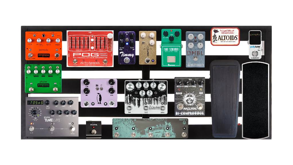 Novo 32 Pedalboard with Tour Case W57946