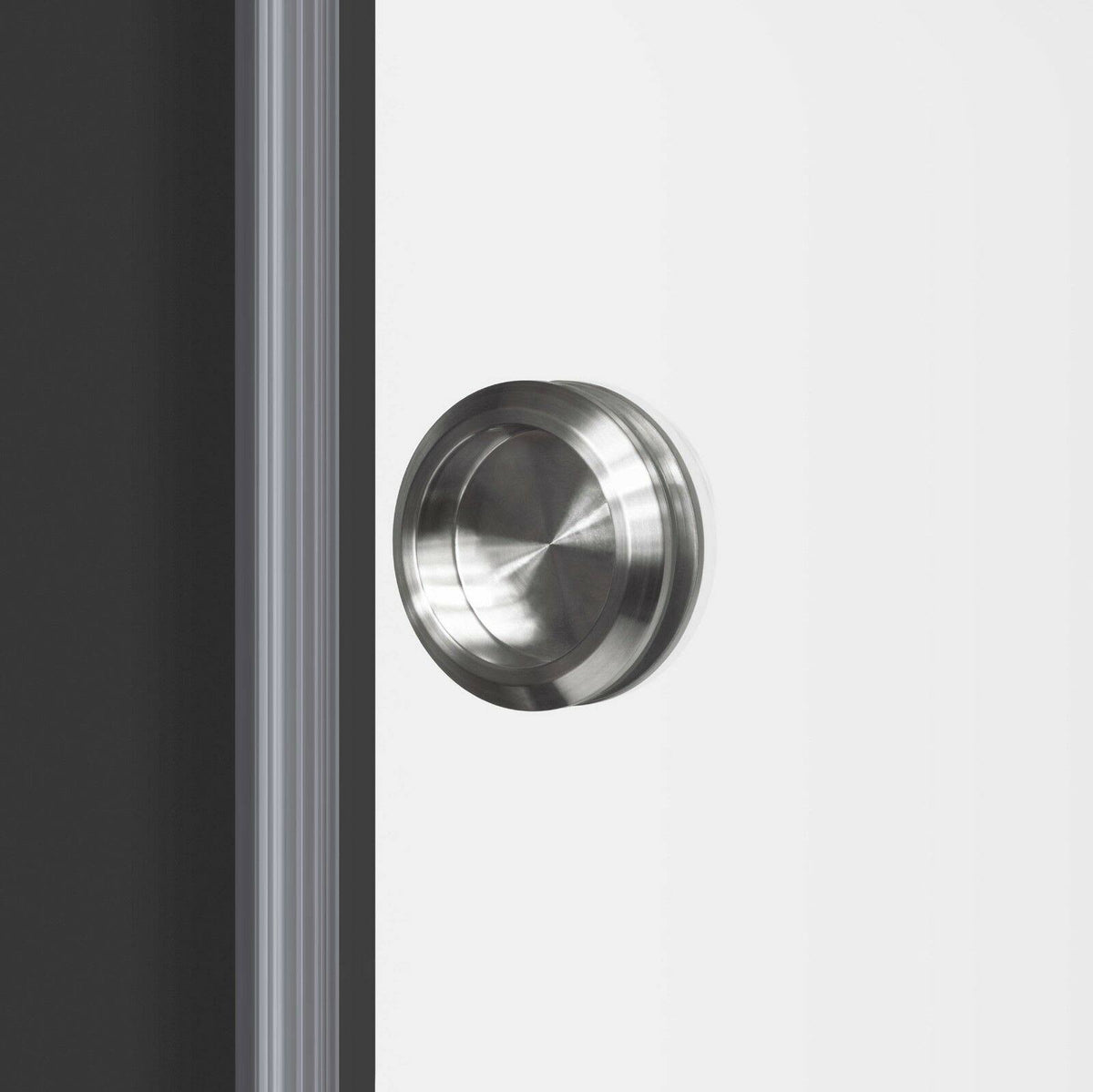 60 x 62 Bypass Frameless Tub Door L8480