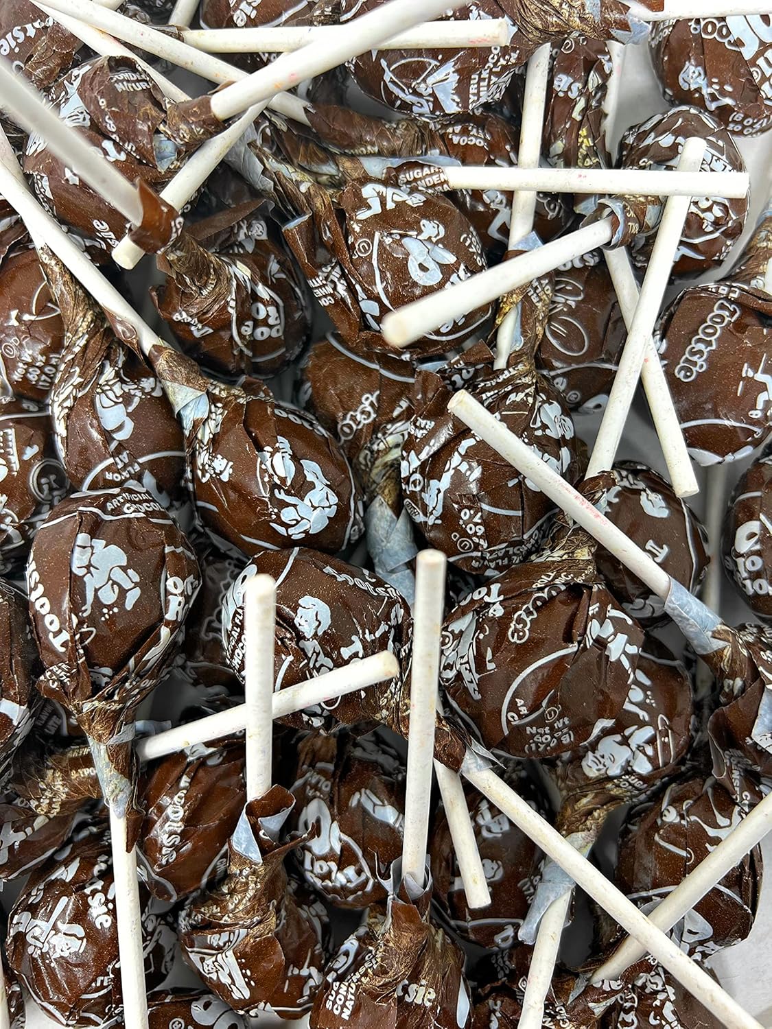 Chocolate Lollipops Bulk Candy 50+ Count 2.25 lbs (36 Oz) D7653