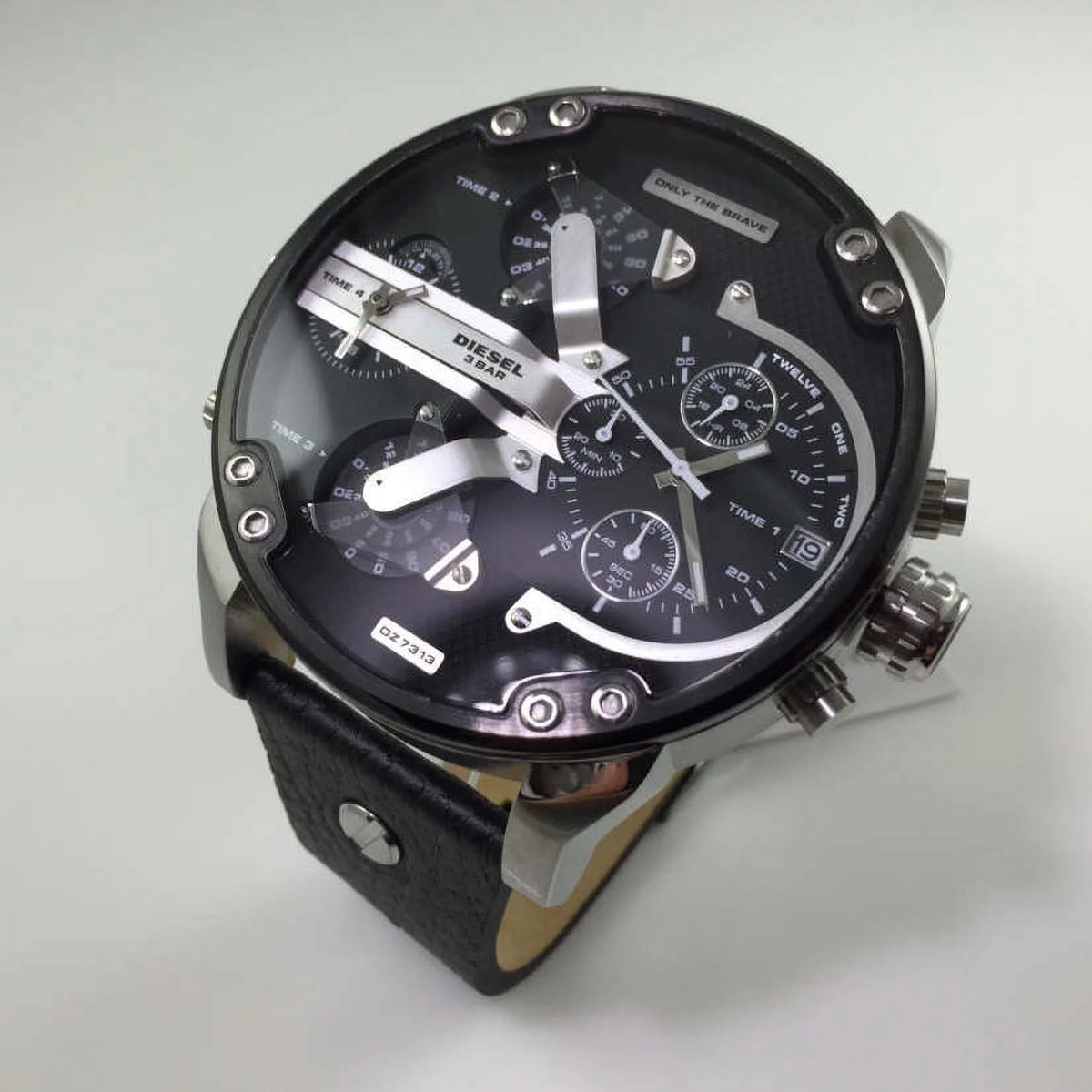Black Dial Men's Chronograph Watch Y514939