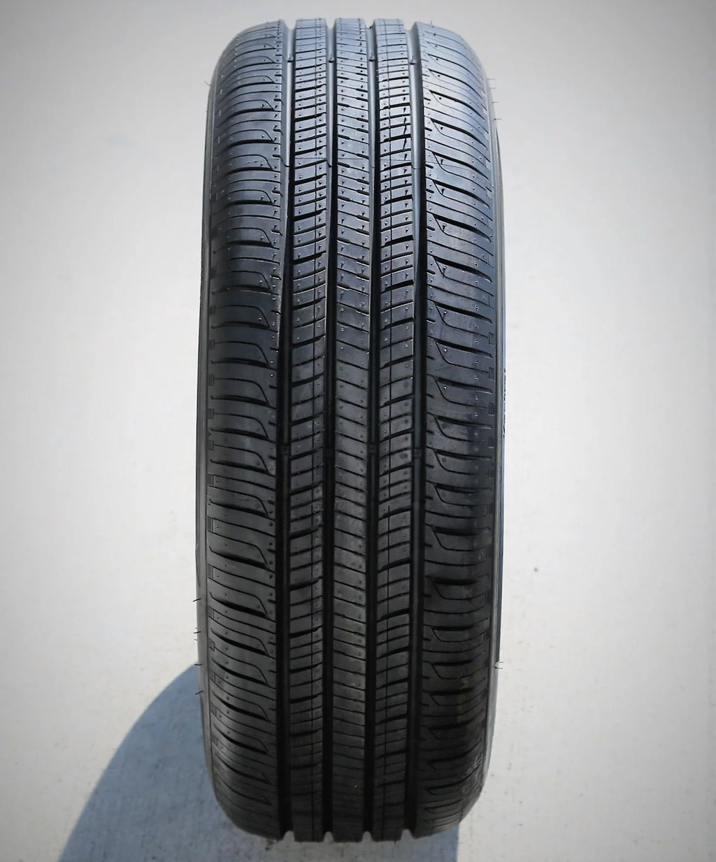 All Season 195/60R16 89H Passenger Tire E142