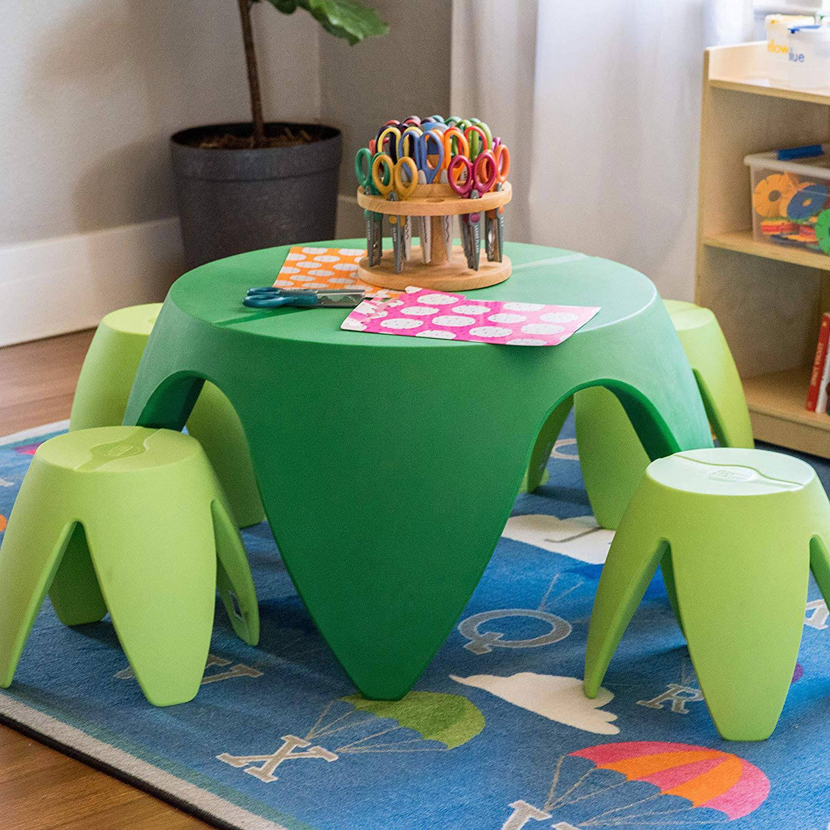18in Dark Green Table M807769
