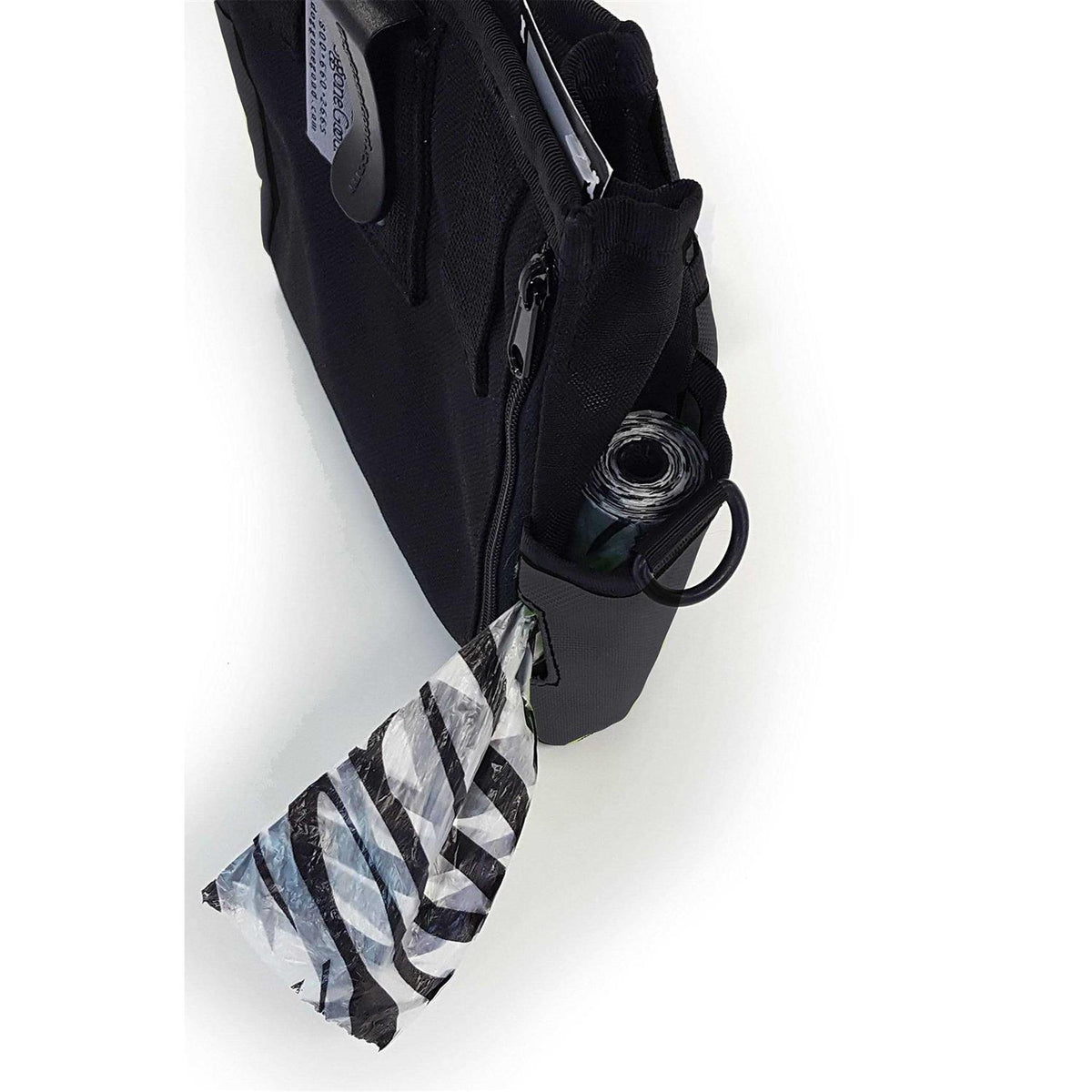 Rapid Reward Pouch with Belt Strap B943277