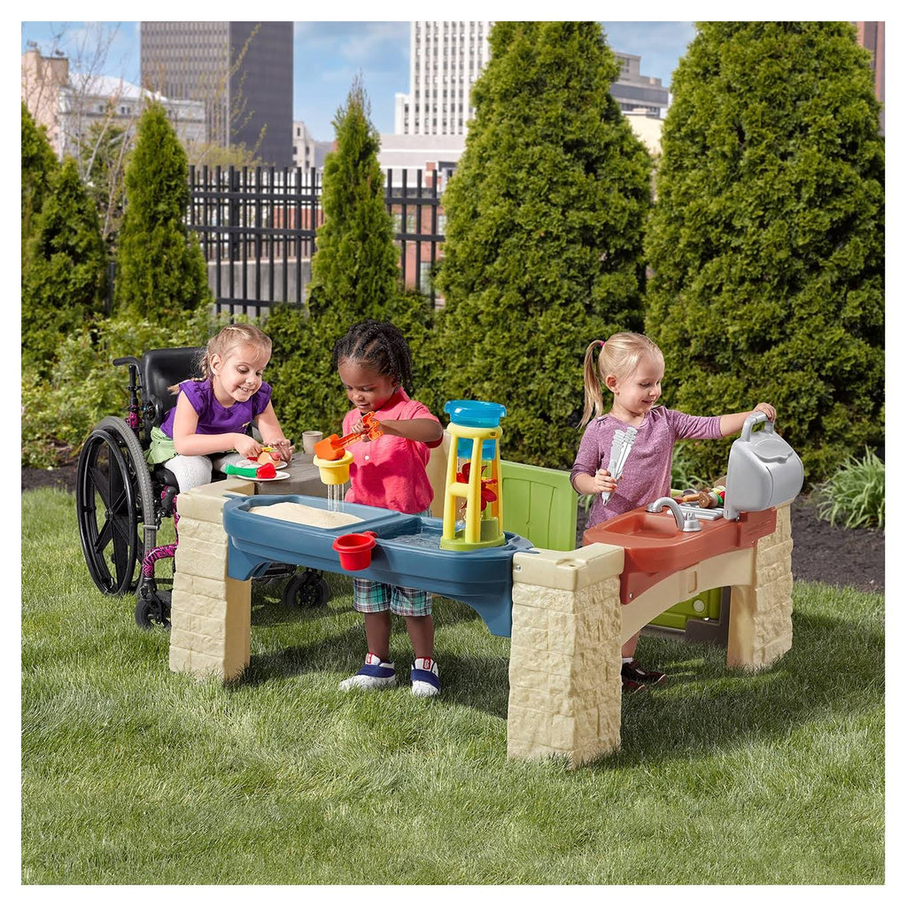 Patio with Canopy W596553