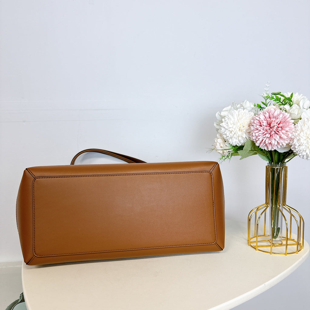 Brown Large Belted Tote L792