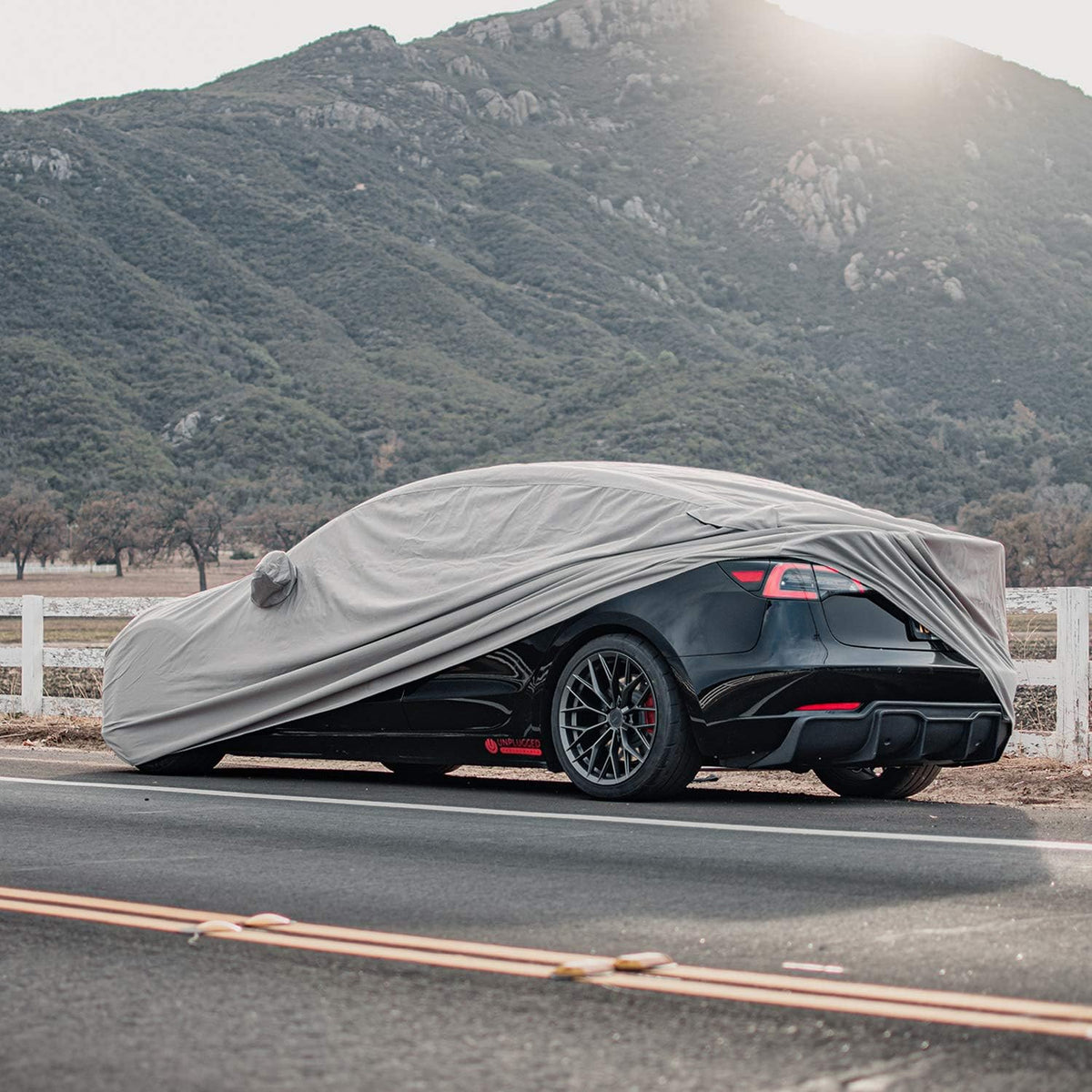 Outdoor Car Cover with Storage Bag N639439